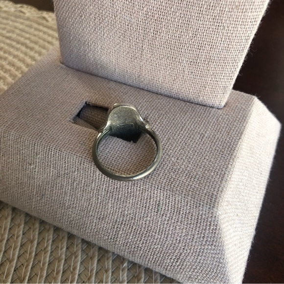 Vintage Signed Avon Ring size 7.25 - Picture 2 of 4